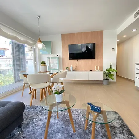 Brisa Puerto Marina * בנאלמדנה